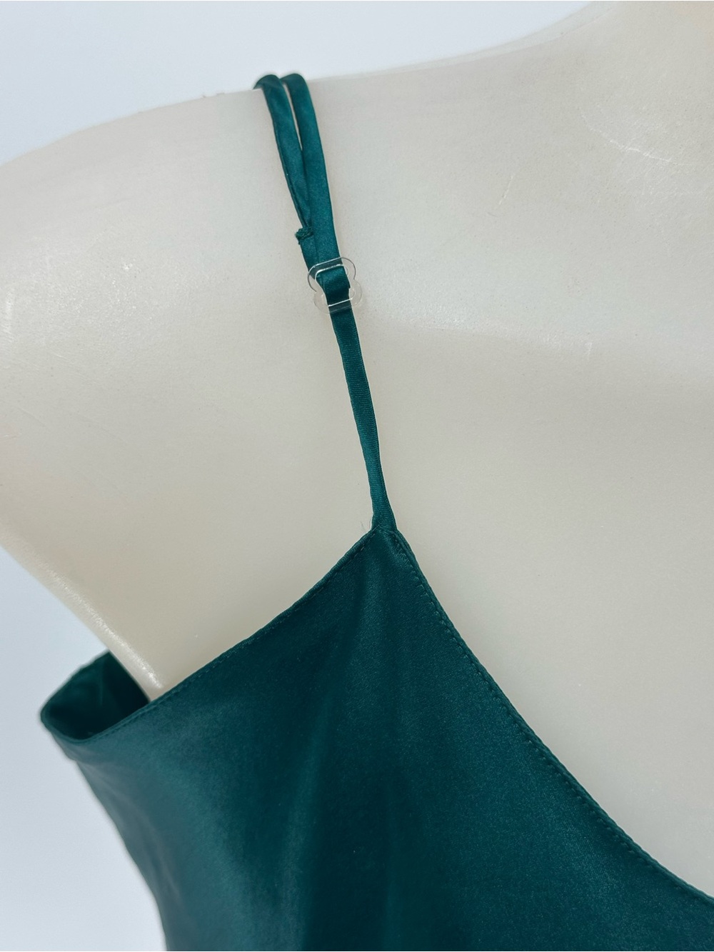 Vintage Victoria's Secret VS SILK Gold Label Emerald Green Satin Chemise Slip P - Picture 2 of 9